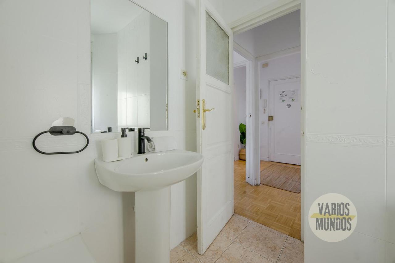 New Apt Para 7Pax En El Corazon Madrid Centro Eksteriør billede